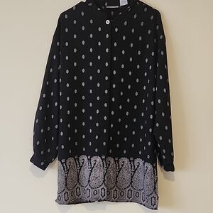Liz Claiborne Chic Black and White Paisley Blouse